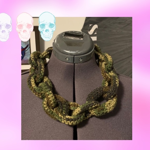 House of Solange Jewelry - 💀 Camouflage Crochet Chain Necklace